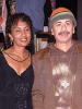 carlossantana_with_wife_110207